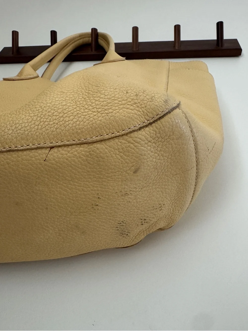Unisa Resort Vintage Butter Yellow Leather Tote with Matching Coin Purse